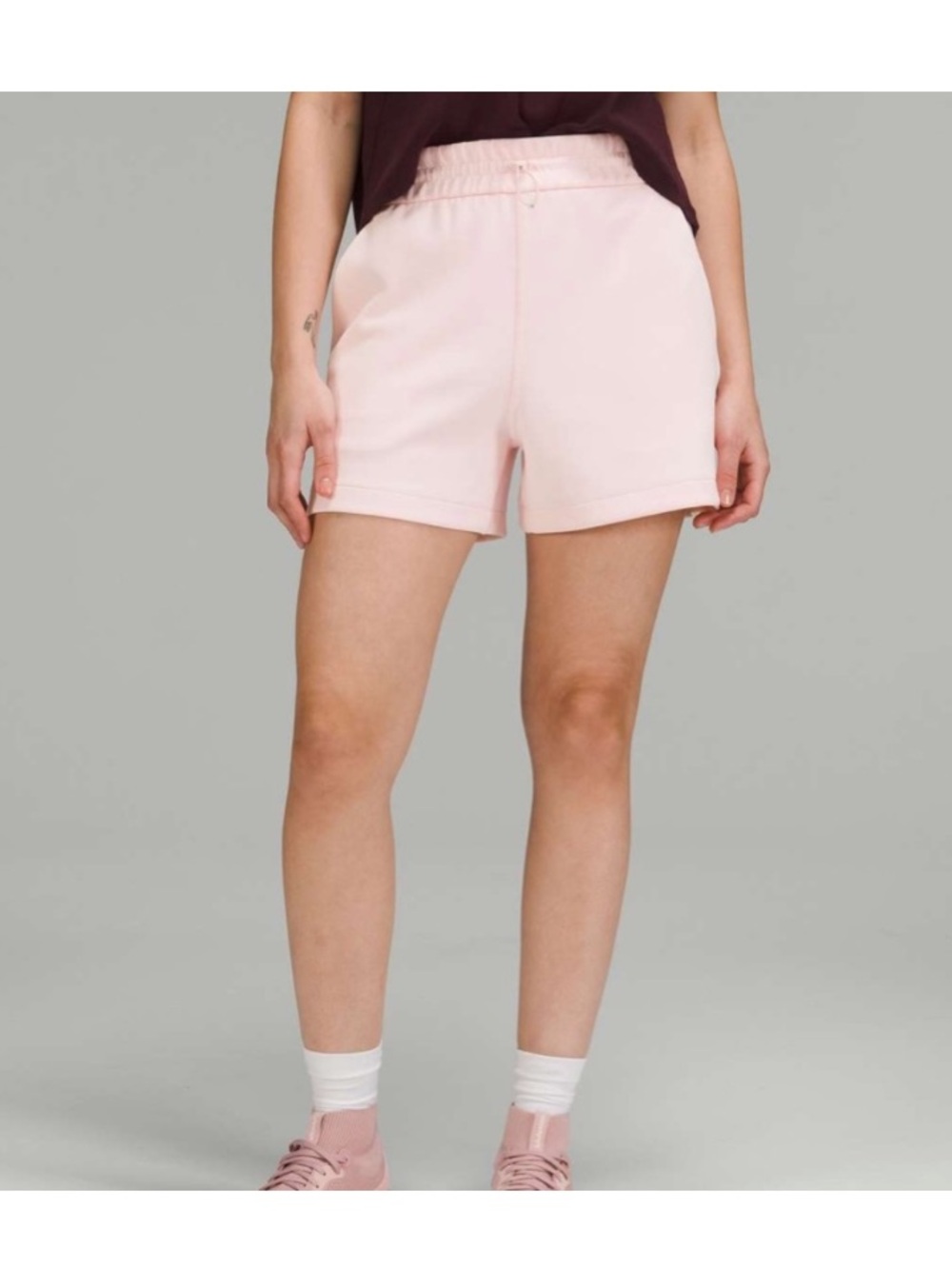 Lululemon softstreme shorts Pink 8
